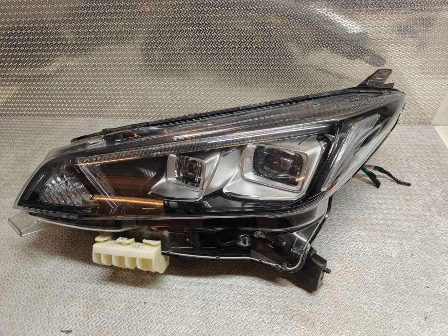 Frontlykt venstre halogen til Nissan Leaf 2018-->> (Type II)  (NISSAN|260605SH5A|260605SH5B|)