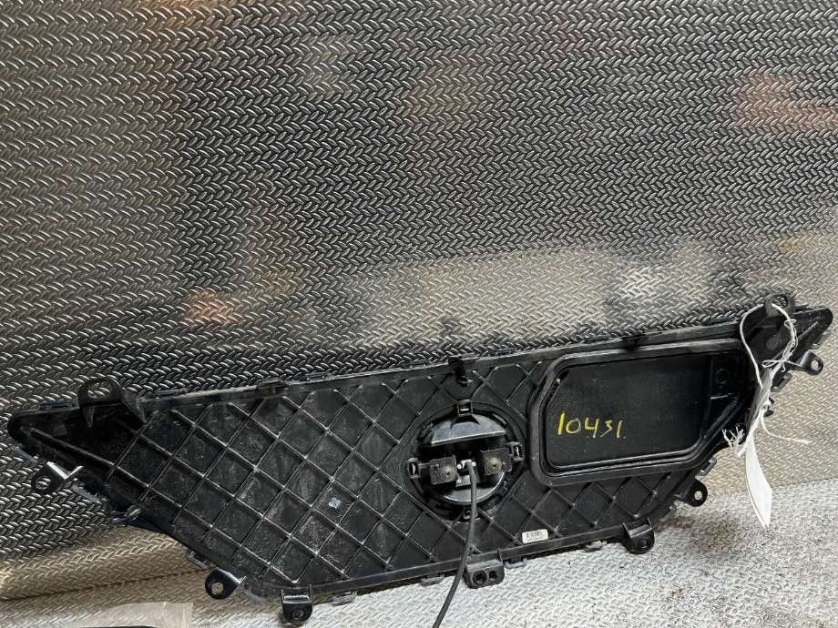 Batterilader inntak/luke til Nissan Leaf 2018-->> (Type II)  (NISSAN|620725SK0D|)