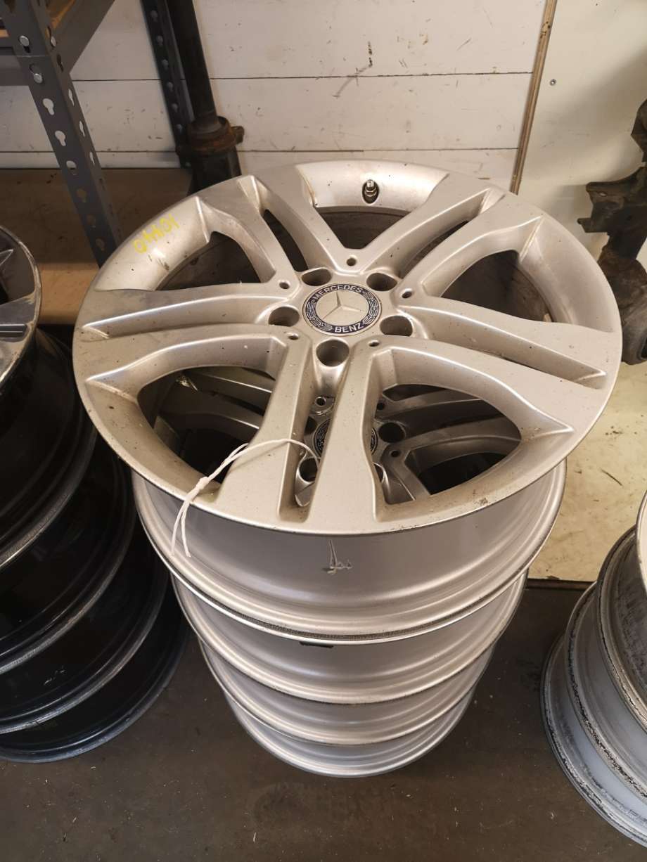 Felgsett aluminium til Mercedes GLA, 2014-2020 (X156) (X156) (MERCEDES|A 156 401 13 00)