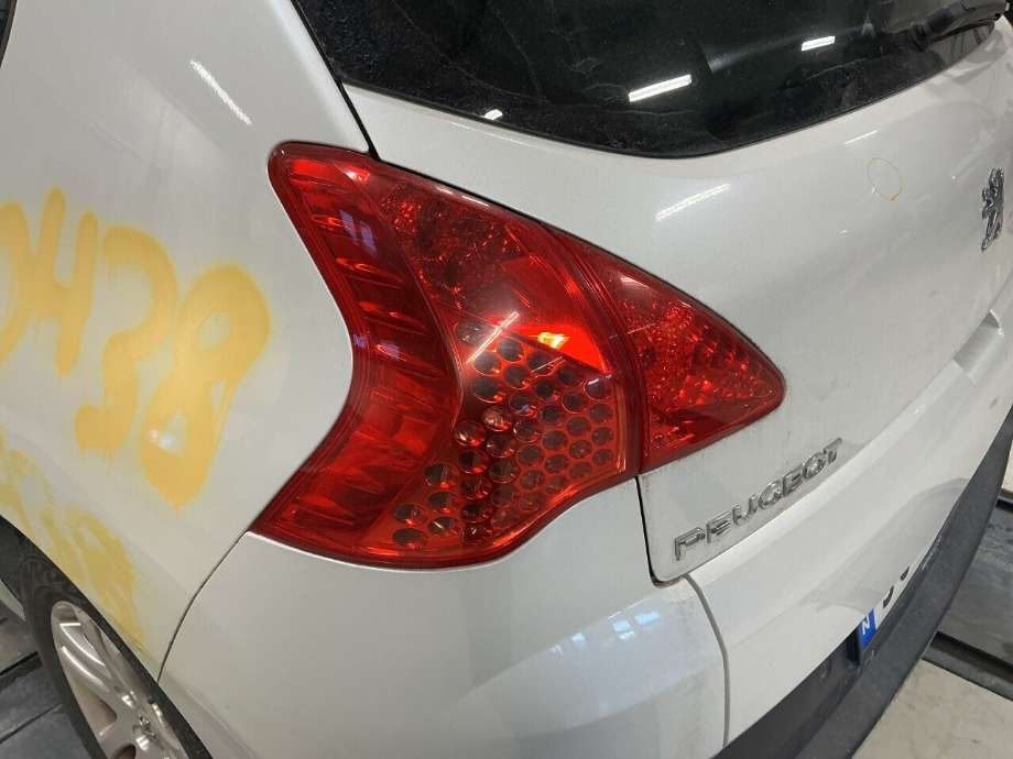 Baklykt venstre til Peugeot 3008 2009-2016 (Type I) (PEUGEOT|6350 HC|)