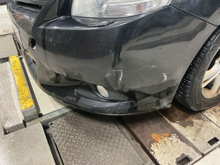 Støtfanger foran til Toyota Verso 2009-2016 (Type III)  (TOYOTA|)