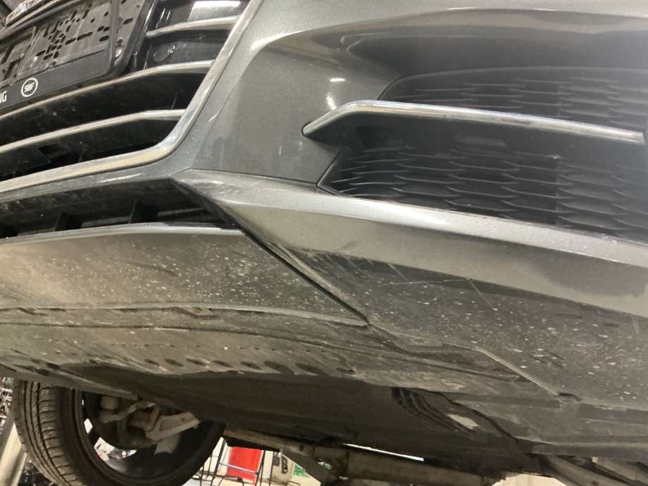 Støtfanger foran til Audi A6 2014-2018 (Type IV, Fase 2) (C7) (C7) (AUDI|4G0 807 065 AC|)