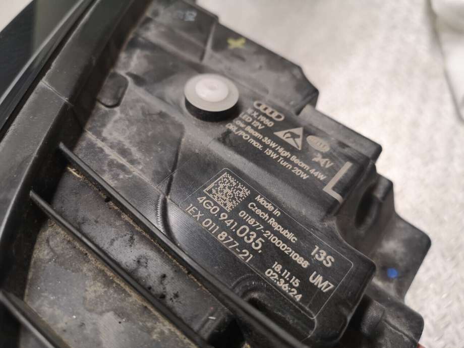 Frontlykt venstre halogen til Audi A6 2014-2018 (Type IV, Fase 2) (C7) (C7) (AUDI|4G0 941 783||4G0 941 035)