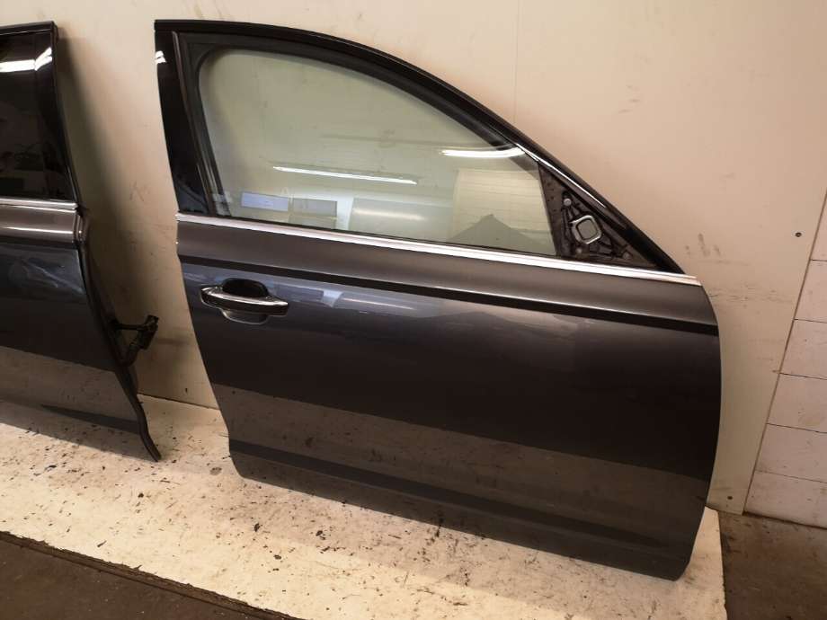Dør høyre foran til Audi A6 2014-2018 (Type IV, Fase 2) (C7) (C7) (AUDI|4G0 831 052|)