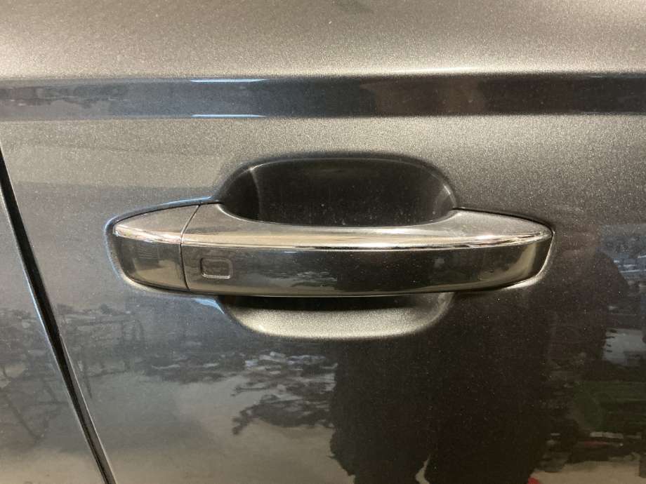 Dørhåndtak utv høyre foran til Audi A6, 2014-2018 (Type IV, Fase 2) (C7) (C7) (AUDI|4H0 837 206 C)