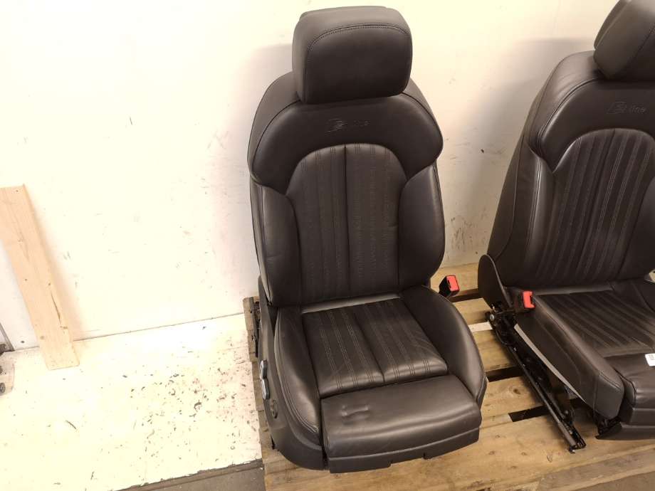 Sete foran høyre til Audi A6 2014-2018 (Type IV, Fase 2) (C7) (C7) (AUDI|8K0 881 158|8K0 881 184 A|)