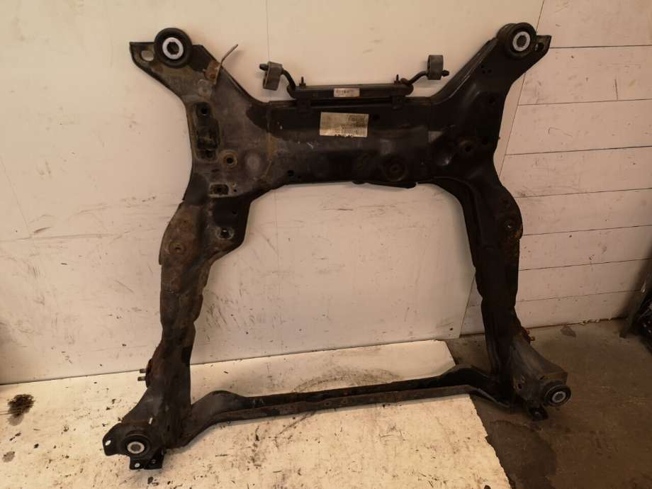 Diverse deler til Volvo XC60, 2008-2013 (Type I, Fase 1)  (VOLVO|31406810)