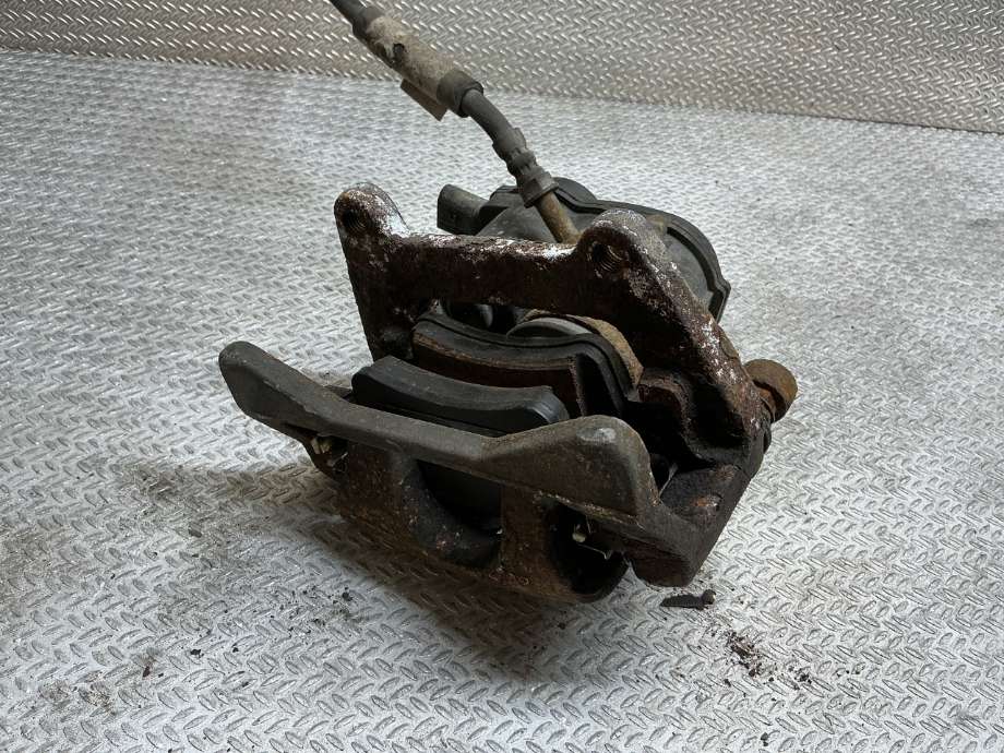 Bremsecaliper venstre bak til Audi A6 2014-2018 (Type IV, Fase 2) (C7) (C7) (AUDI|4G0 615 403 A|)
