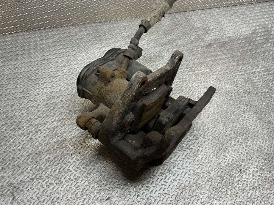 Bremsecaliper høyre bak til Audi A6 2014-2018 (Type IV, Fase 2) (C7) (C7) (AUDI|4G0 615 404 A|)