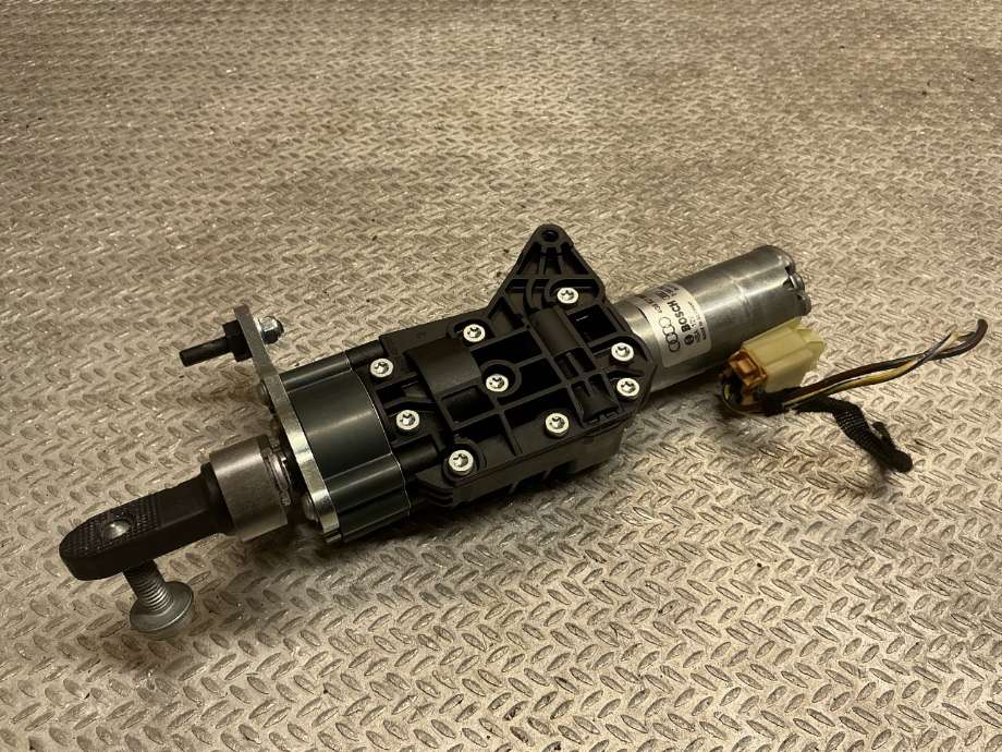 Baklukeåpner motor til Audi A6 2014-2018 (Type IV, Fase 2) (C7) (C7) (AUDI|4G9 827 852 E|4G9 827 852 H|)
