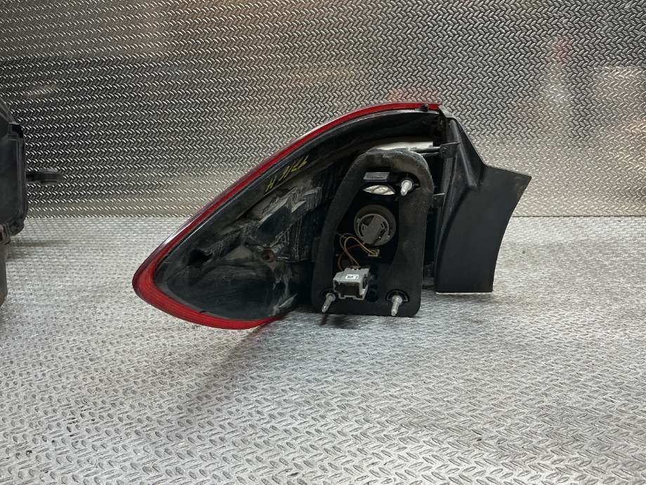 Baklykt høyre til Ford Mondeo 2011-2014 (Type IV, Fase 2)  (FORD|BS71-13404-BD|1767492|)