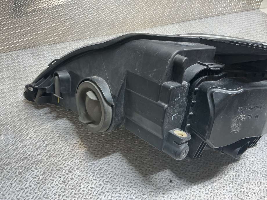 Frontlykt høyre xenon til Ford Mondeo 2011-2014 (Type IV, Fase 2)  (FORD|BS71-13005-AF|1811624|)