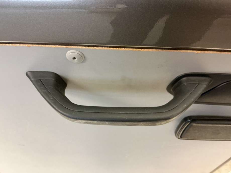 Dørhåndtak inv venstre til VW Transporter / Caravelle, 2015-2019 (T6) (T6) (VOLKSWAGEN|7F7 867 151)