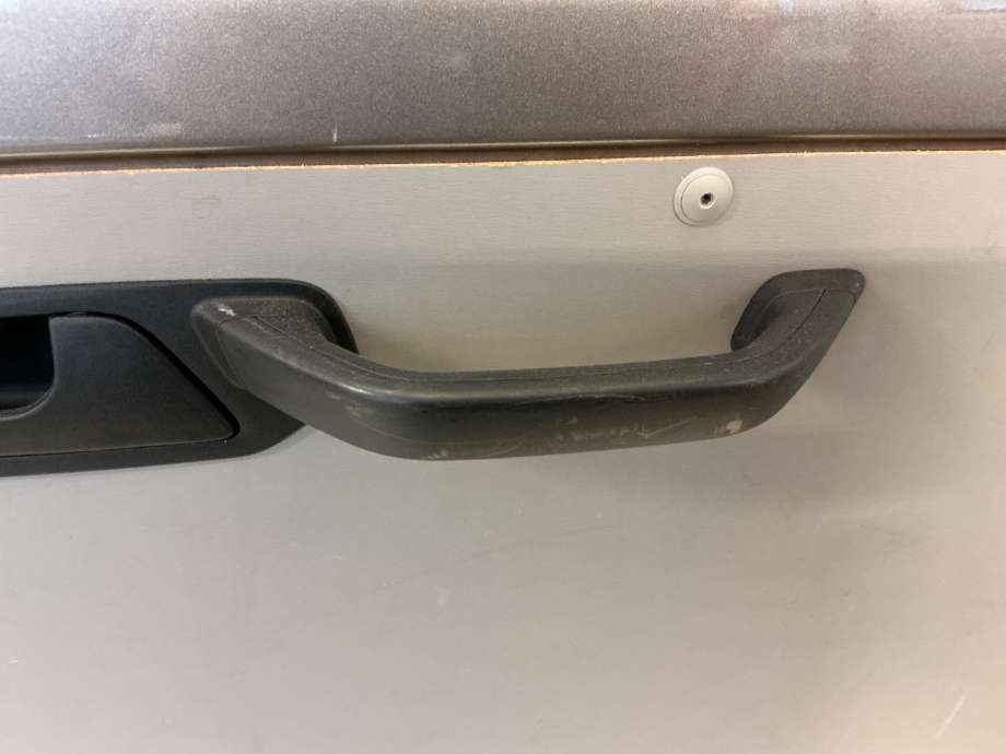 Dørhåndtak inv høyre til VW Transporter / Caravelle, 2015-2019 (T6) (T6) (VOLKSWAGEN|7F7 867 152)