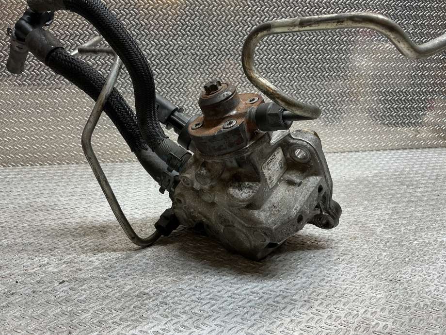 Dieselpumpe til Audi A6 2014-2018 (Type IV, Fase 2) (C7) (C7) (AUDI|059 130 755 CC|)