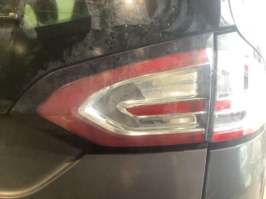 Baklykt høyre indre til Ford Galaxy, 2015-2022 (Type IV)  (FORD|)