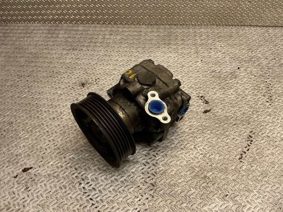 Servo pumpe mekanisk til VW Transporter / Caravelle 2015-2019 (T6) (T6) (VOLKSWAGEN|2H0 422 154 A|)