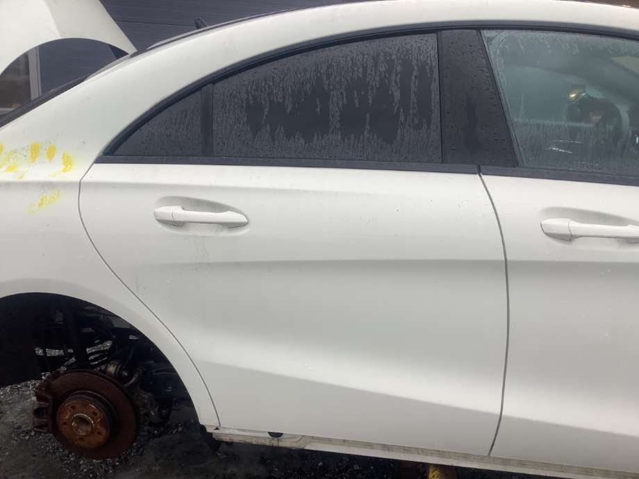 Dør høyre bak til Mercedes CLA, 2013-2019 (C117) (C117) (MERCEDES|)
