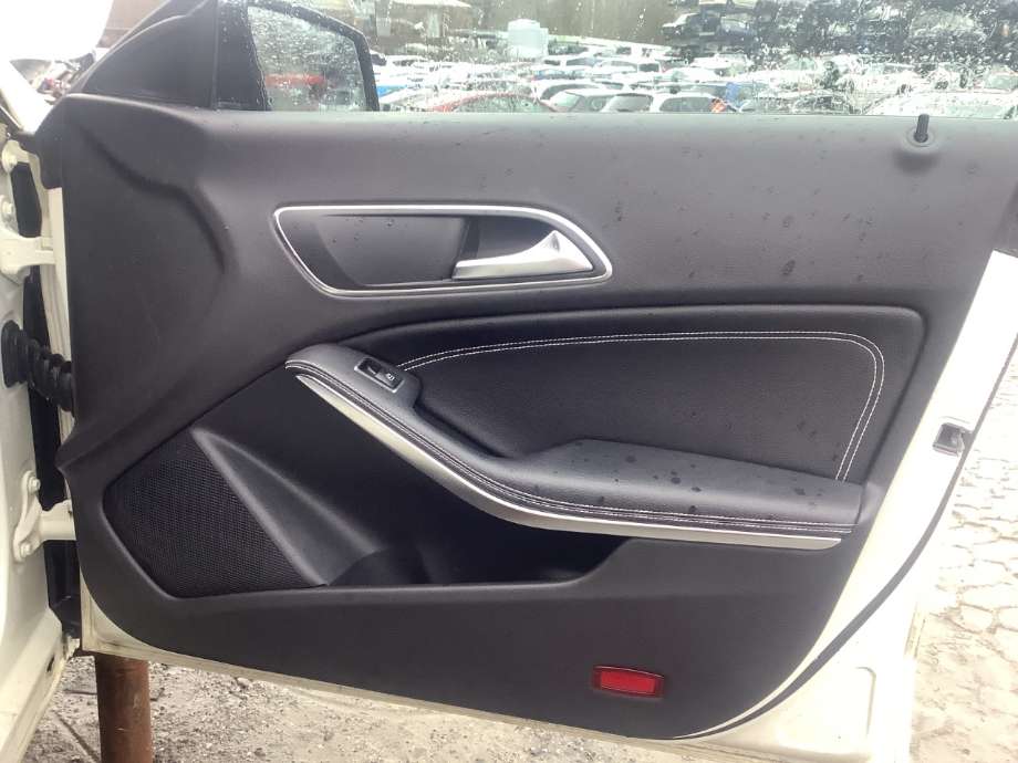 Dørtrekk høyre til Mercedes CLA, 2013-2019 (C117) (C117) (MERCEDES|)
