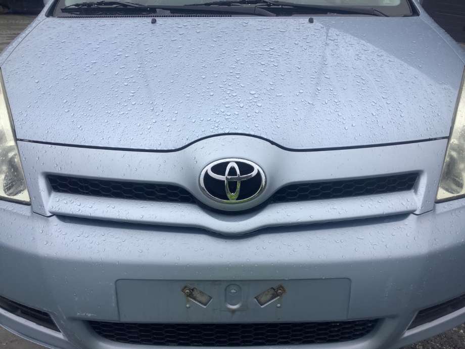 Grill til Toyota Verso, 2004-2009 (Type II)  (TOYOTA|)