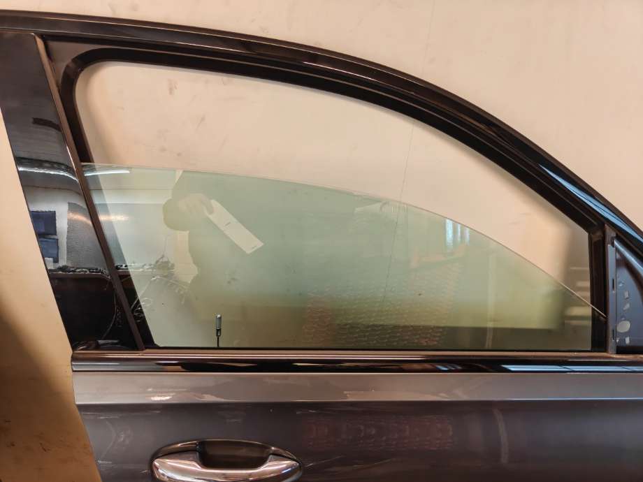 Siderute høyre foran til Mercedes GLE, 2019-->> (W167) (W167) (MERCEDES|A 167 725 88 00)