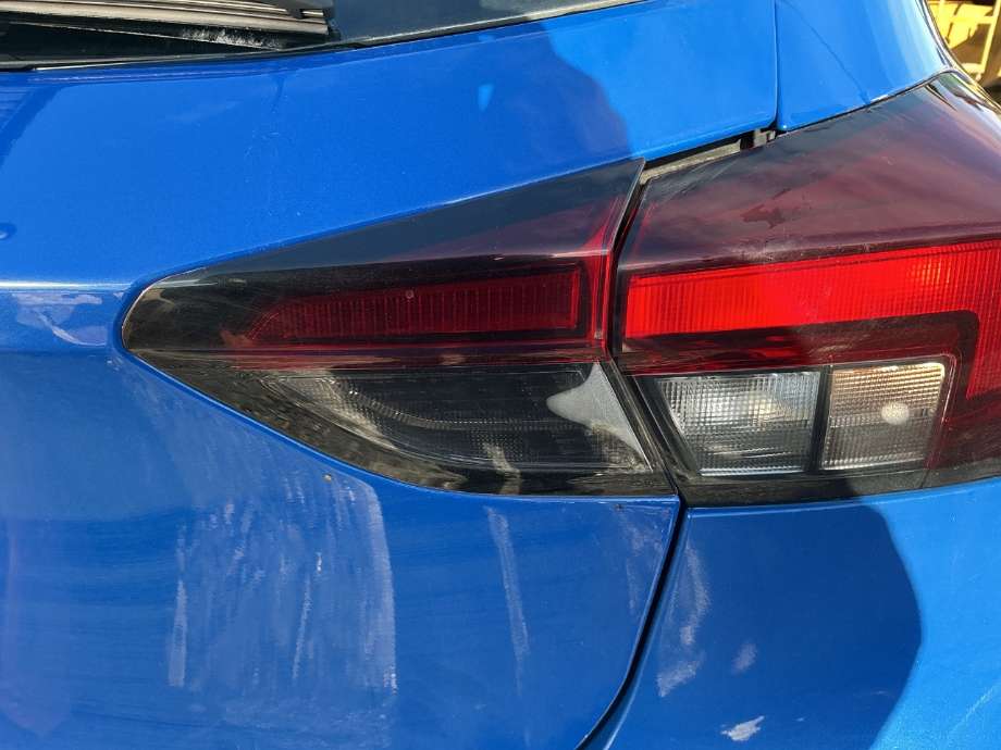 Baklykt høyre indre til Opel Corsa F, 2019-->> (OPEL|)