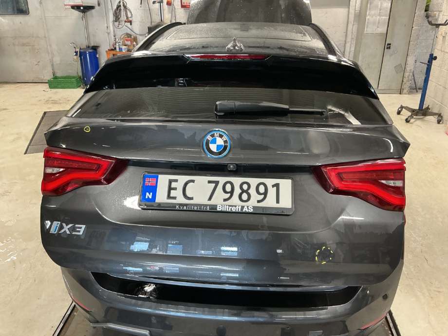 Bakluke combi til BMW iX3, 2021-->>  (BMW|)