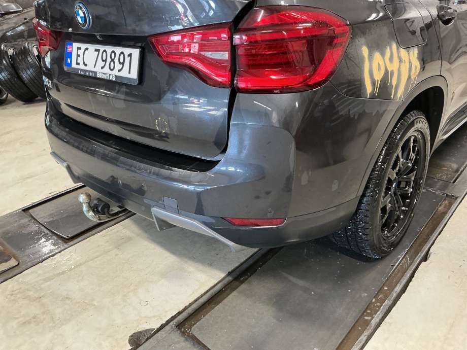 Støtfanger bak til BMW iX3 2021-->>  (BMW|)