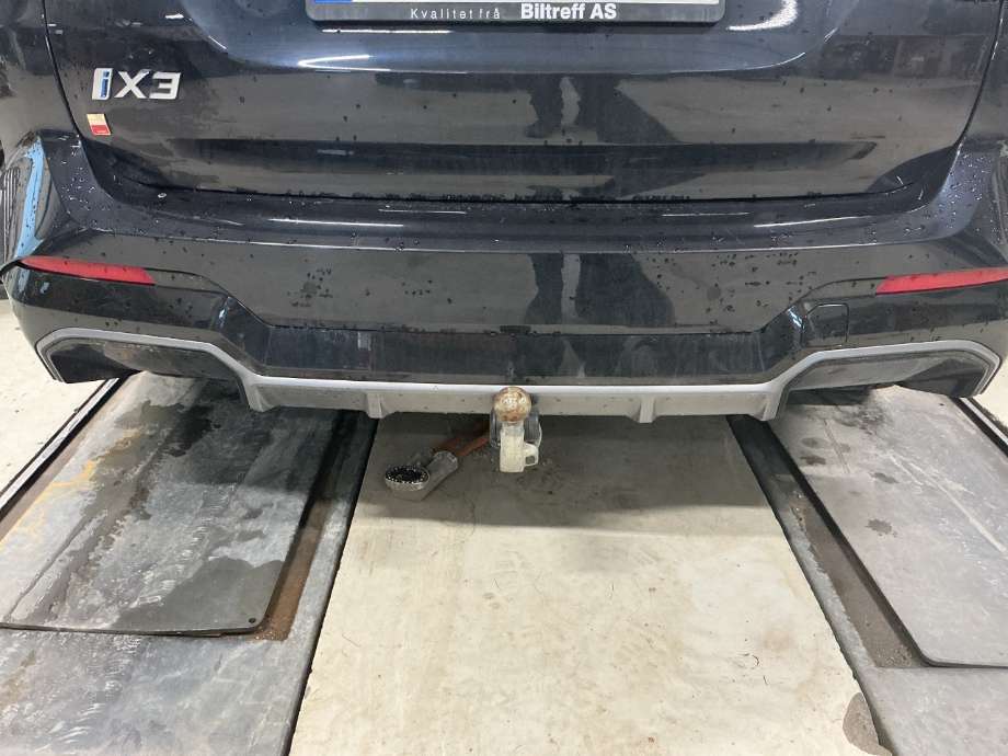 Støtfanger bak til BMW iX3 2021-->> (BMW|)