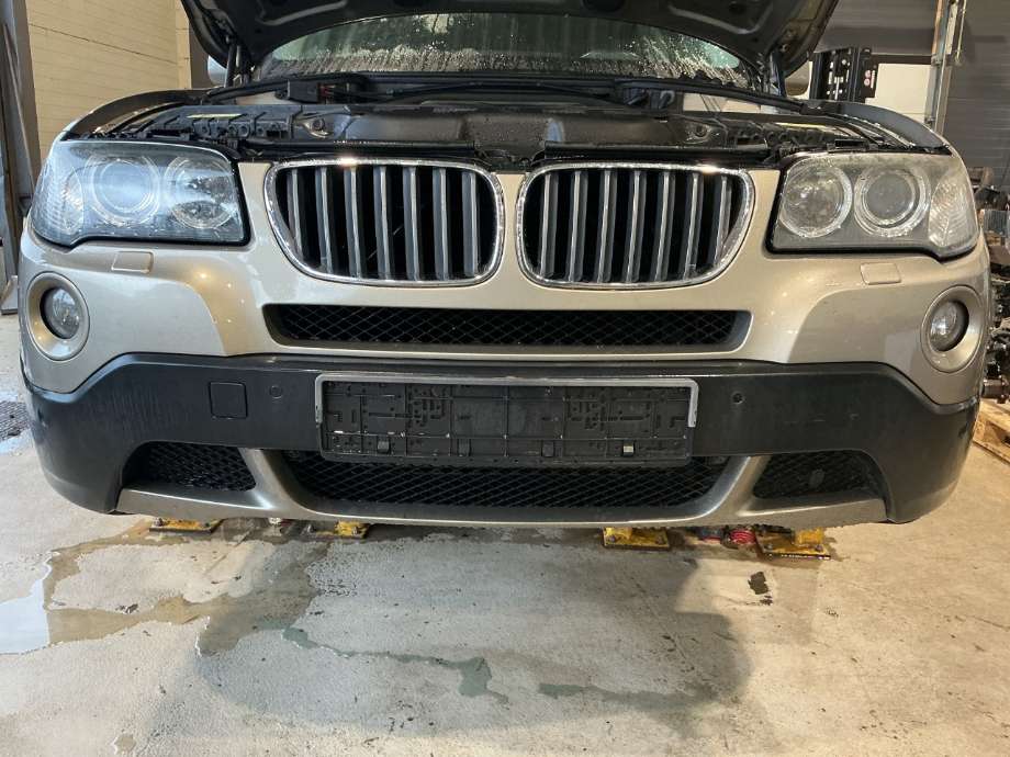 Støtfanger foran til BMW X3 2007-2010 (Fase 2) (E83) (E83) (BMW|)