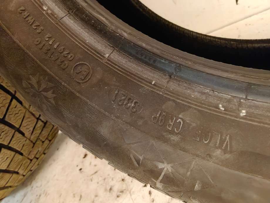 Dekk til Annet Dekk vinter piggfri 0-->> (94T|VIKING CONTACT 7|)