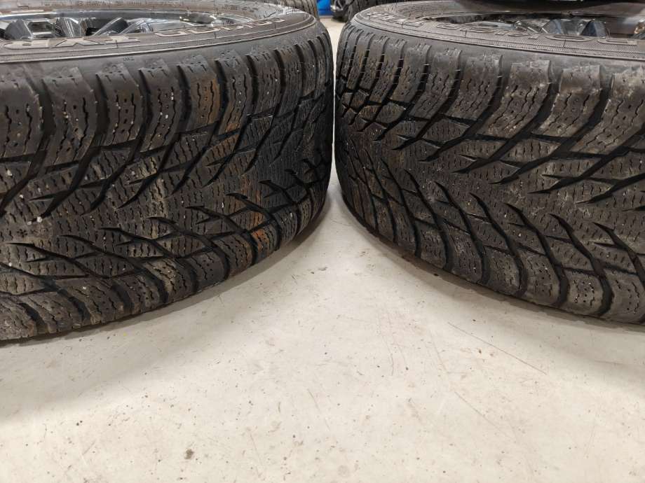 Diverse deler til Annet Dekk vinter piggfri 0-->> (105R|HAKKAPELITTA R3 SUV|)