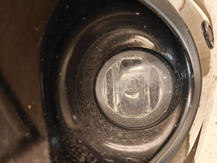 Tåkelykt venstre foran til Ford Transit Connect, 2013-2018 Type II, Fase 1  (FORD|)