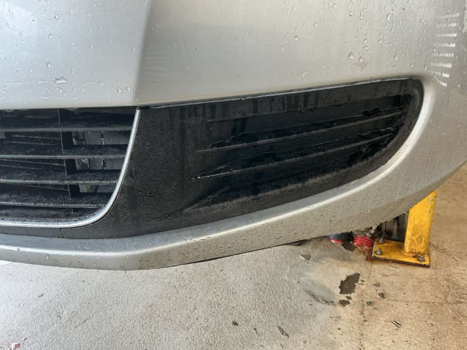 Grill venstre til VW Golf VI, 2008-2012  (VOLKSWAGEN|)