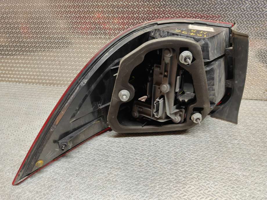 Baklykt høyre til VW Golf VI 2008-2012  (VOLKSWAGEN|1K9 945 096 H|)