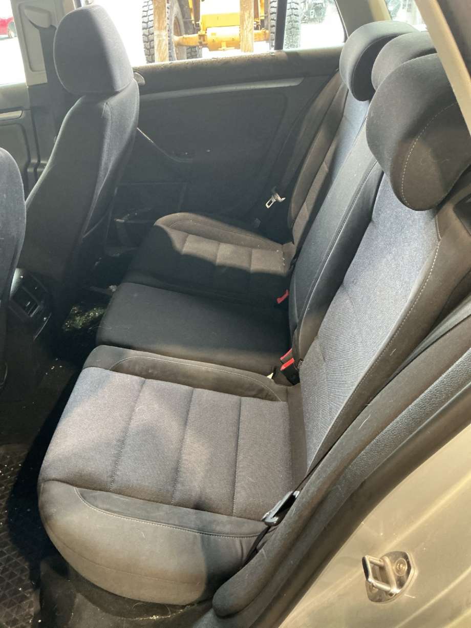 Sete bak til VW Golf VI, 2008-2012  (VOLKSWAGEN|)