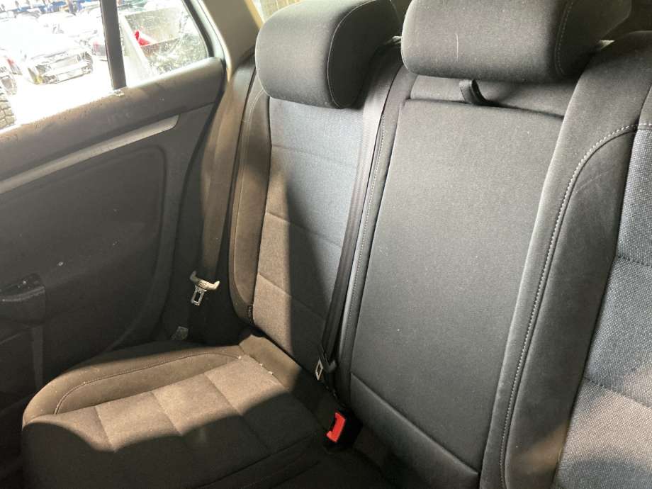 Sete bak til VW Golf VI 2008-2012  (VOLKSWAGEN|)