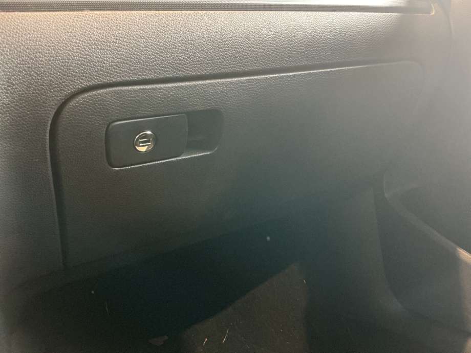 Hanskerom lokk til VW Golf VI, 2008-2012  (VOLKSWAGEN|)