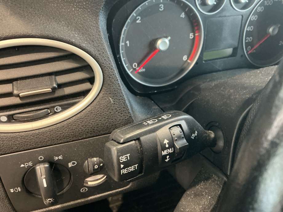 Bryter blink til Ford Focus, 2004-2007 (Type II, Fase 1) (FORD|)