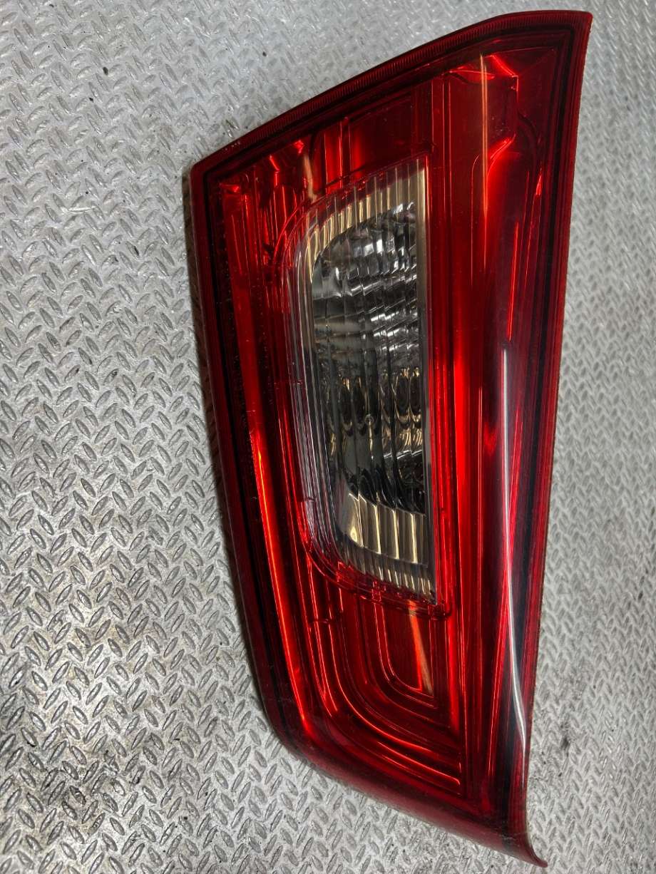 Baklykt venstre indre til Mitsubishi ASX 2010-2019 (MITSUBISHI|8336A087|)