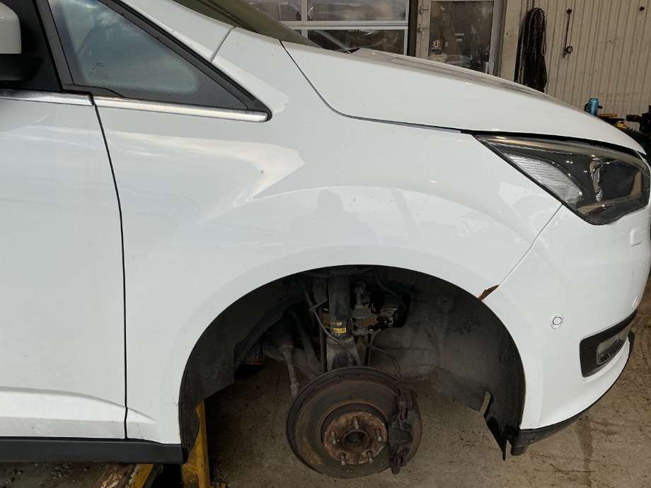 Skjerm høyre foran til Ford C-Max, 2015-2019 (Type II, Fase 2)  (FORD|)