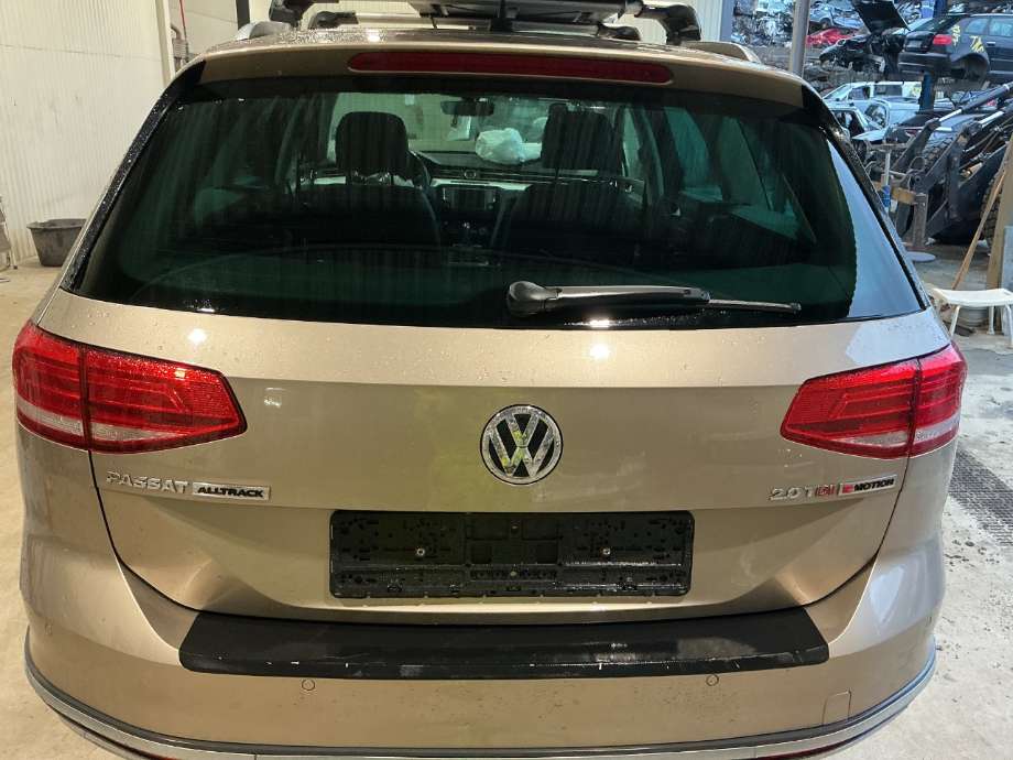 Bakluke til VW Passat, 2015-2019 (Fase 1) (B8) (B8) (VOLKSWAGEN|)