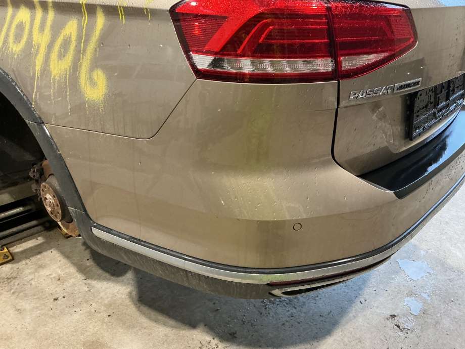 Støtfanger bak til VW Passat 2015-2019 (Fase 1) (B8) (B8) (VOLKSWAGEN|3G9 807 417 C|)