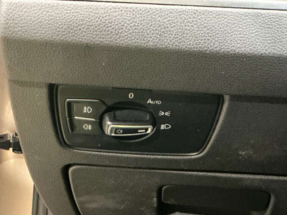 Bryter lys til VW Passat, 2015-2019 (Fase 1) (B8) (B8) (VOLKSWAGEN|)