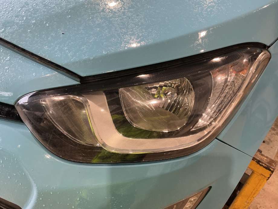 Frontlykt venstre halogen til Hyundai i20, 2009-2014 (Type I)  (HYUNDAI|92101 4P500)