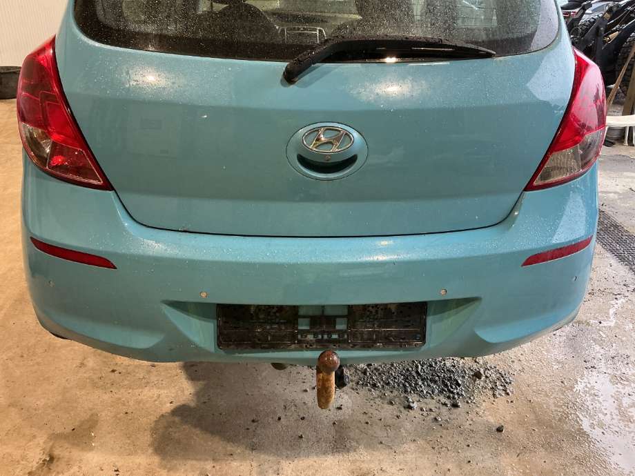 Støtfanger bak til Hyundai i20, 2009-2014 (Type I)  (HYUNDAI|)