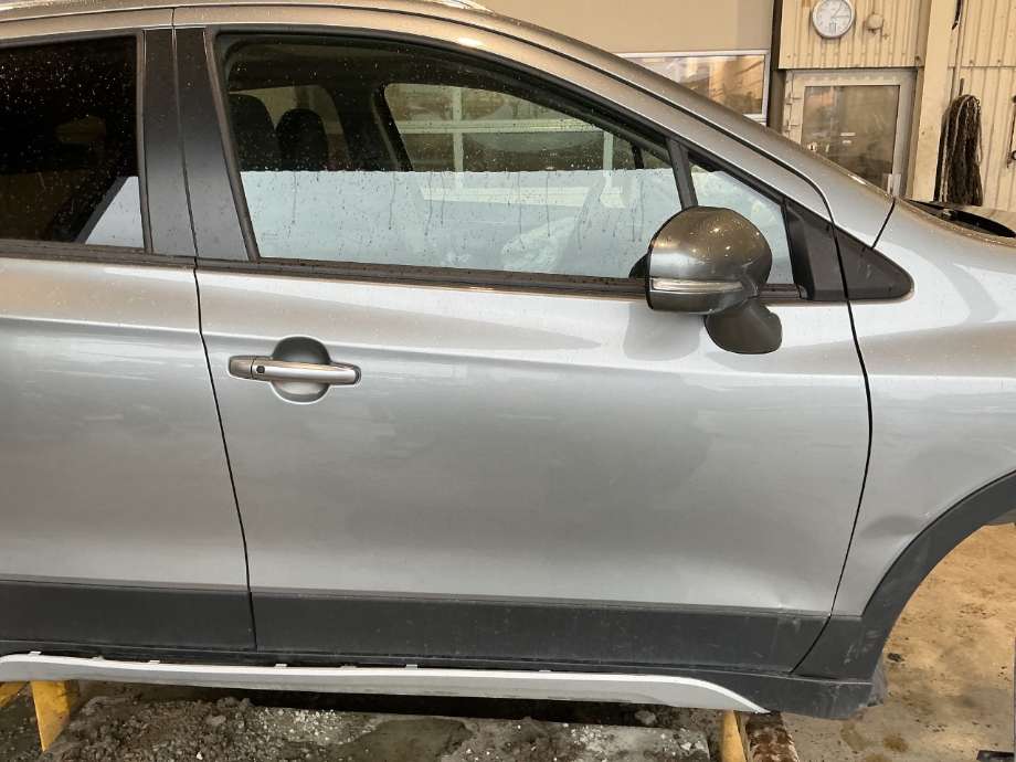 Dør høyre foran til Suzuki SX4 S-CROSS, 2013-->> (Type II)  (SUZUKI|)