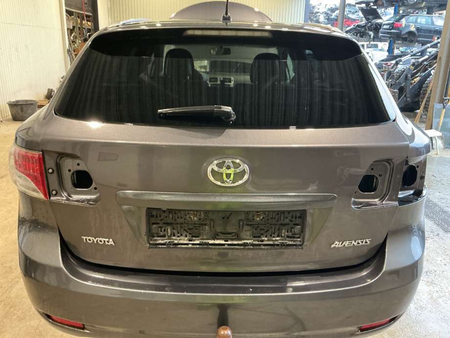 Bakluke til Toyota Avensis, 2009-2015 (Type III, Fase 1)  (TOYOTA|6700505110)