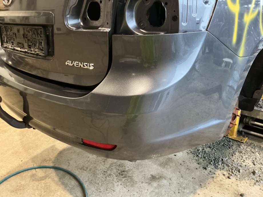 Støtfanger bak til Toyota Avensis 2009-2015 (Type III, Fase 1)  (TOYOTA|)