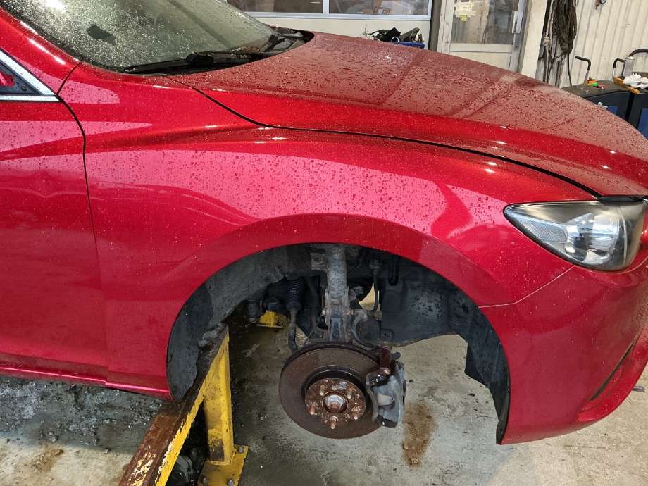 Skjerm høyre foran til Mazda 6, 2013-2015 (Type III, Fase 1)  (MAZDA|)